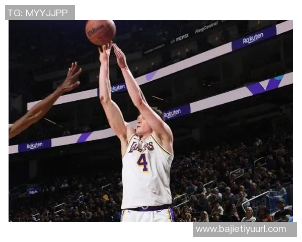 克莱本赛季三分球表现低迷命中率仅为259创下新低 克莱本赛季三分球表现低迷命中率仅为259创下新低